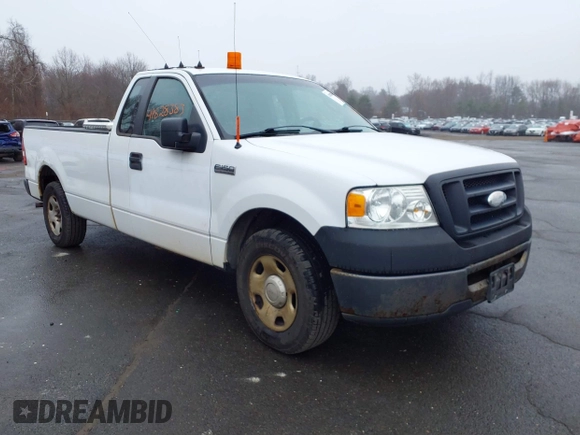 2007 Ford F-150 XL with VIN 1FTPF12V07KC40207, listed as a IAAI auction lot 41828383 with 159,519 mi miles. Bid and sale history available at carsss.com. Image 1.
