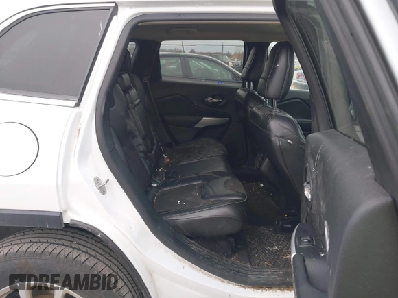 2018 Jeep Cherokee Latitude Plus with VIN 1C4PJMLBXJD598592, listed as a IAAI auction lot 41892635 with 145,031 mi miles. Bid and sale history available at carsss.com. Image 8.