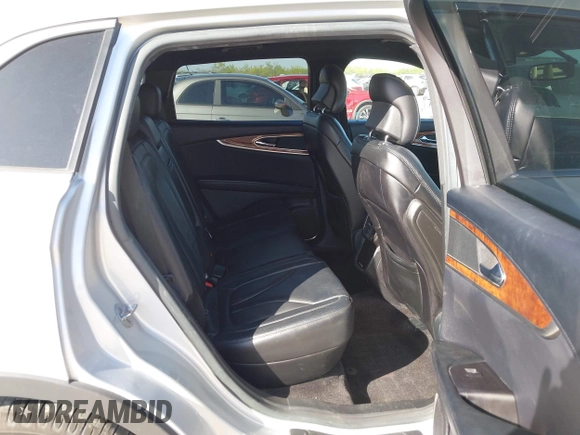 2016 Lincoln MKX Select with VIN 2LMTJ6KRXGBL76495, listed as a IAAI auction lot 41990549 with 139,525 mi miles and . Bid and sale history available at DreamBid. Image 8.