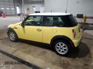 2002 MINI Hardtop z VIN WMWRC33412TE12203, wystawiony jako Copart lot #58246045 z przebiegiem 132 506 mil mil oraz Szkoda całkowita • Salvage title. Historia ofert i sprzedaży dostępna na DreamBid. Obrazek 2.
