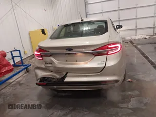 2017 Ford Fusion SE with VIN 3FA6P0HD1HR275097, listed as a IAAI auction lot 41791961 with 136,887 mi miles. Bid and sale history available at carsss.com. Image 16.