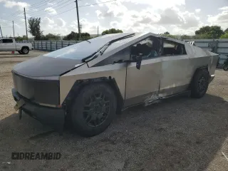 2024 Tesla Cybertruck Cyberbeast z VIN 7G2CEHEE5RA000103, wystawiony jako Copart lot #78871284 z przebiegiem Nie podano mil oraz Tytuł czysty. Historia ofert i sprzedaży dostępna na DreamBid. Obrazek 1.