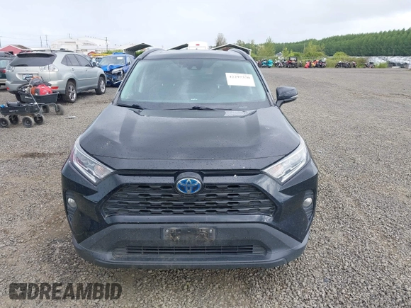 2020 Toyota RAV4 Hybrid XLE z VIN 2T3RWRFV3LW064403, wystawiony jako IAAI lot #42297370 z przebiegiem 102 730 mil mil oraz . Historia ofert i sprzedaży dostępna na DreamBid. Obrazek 12.
