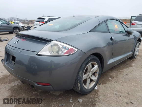 2006 Mitsubishi Eclipse GS z VIN 4A3AK24F06E044016, wystawiony jako IAAI lot #41501136 z przebiegiem Nie podano mil oraz . Historia ofert i sprzedaży dostępna na DreamBid. Obrazek 4.