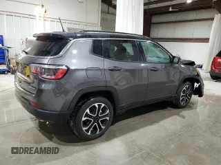 2022 Jeep Compass Limited z VIN 3C4NJDCB6NT188668, wystawiony jako Copart lot #51358705 z przebiegiem 64 935 mil mil oraz Szkoda całkowita • Salvage title. Historia ofert i sprzedaży dostępna na DreamBid. Obrazek 3.