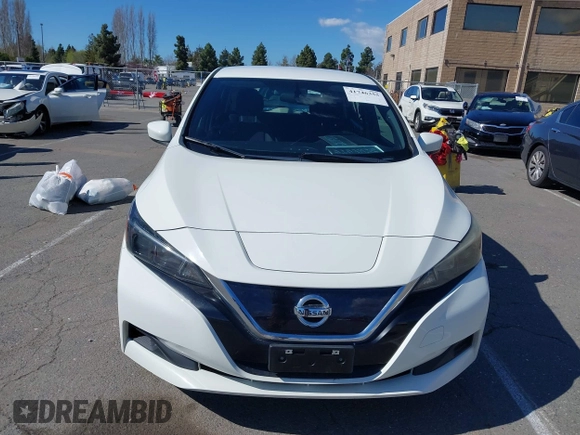 2019 Nissan LEAF SV z VIN 1N4AZ1CP0KC305899, wystawiony jako IAAI lot #41746355 z przebiegiem 31 703 mil mil oraz . Historia ofert i sprzedaży dostępna na DreamBid. Obrazek 12.