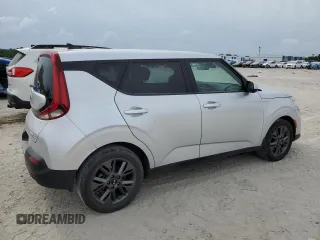 2021 Kia Soul S with VIN KNDJ23AU2M7795745, listed as a Copart auction lot 51895485 with 69,567 mi miles and Salvage Title. Bid and sale history available at carsss.com. Image 3.