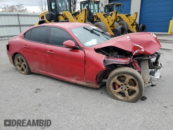 2017 Alfa Romeo Giulia z VIN ZARFAEBN6H7533055, wystawiony jako Copart lot #48777655 z przebiegiem 77 348 mil mil oraz Szkoda całkowita • Salvage title. Historia ofert i sprzedaży dostępna na DreamBid. Obrazek 4.