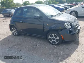 2016 FIAT 500e с VIN 3C3CFFGE5GT184059, выставлен на аукционе IAAI как лот 40993349 с пробегом 47 833 миль миль и . История ставок и продаж доступна на DreamBid. Изображение 1.