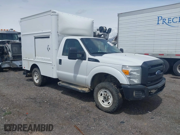 2015 Ford F-250 XL with VIN 1FDBF2B67FED21660, listed as a IAAI auction lot 42014093 with 560,205 mi miles and . Bid and sale history available at DreamBid. Image 1.