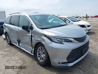 2021 Toyota Sienna XLE with VIN 5TDJSKFC2MS007191, listed as a IAAI auction lot 41945058 with 50,120 mi miles and . Bid and sale history available at DreamBid. Image 1.