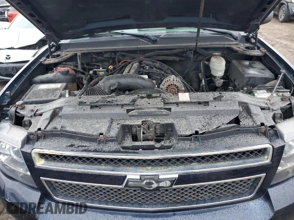 2007 Chevrolet Suburban LT with VIN 3GNGK26K97G302784, listed as a Copart auction lot 79525534 with 297,129 mi miles and Clean Title. Bid and sale history available at DreamBid. Image 11.