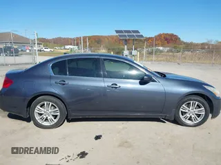 2011 Infiniti G25 x z VIN JN1DV6ARXBM451986, wystawiony jako IAAI lot #40671320 z przebiegiem 151 379 mil mil oraz . Historia ofert i sprzedaży dostępna na DreamBid. Obrazek 13.