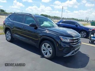 2021 Volkswagen Atlas SE с VIN 1V2WR2CA1MC607768, выставлен на аукционе IAAI как лот 42518885 с пробегом 49 286 миль миль и . История ставок и продаж доступна на DreamBid. Изображение 1.