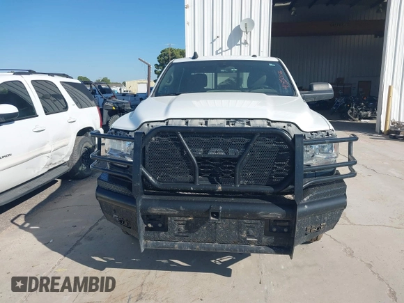 2022 Ram 2500 Tradesman with VIN 3C6UR5HJ6NG251522, listed as a IAAI auction lot 40350276 with 31,332 mi miles. Bid and sale history available at carsss.com. Image 12.