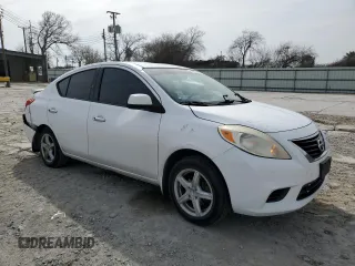 2014 Nissan Versa SV with VIN 3N1CN7AP0EL826895, listed as a Copart auction lot 45021425 with 107,729 mi miles and Salvage Title. Bid and sale history available at DreamBid. Image 4.
