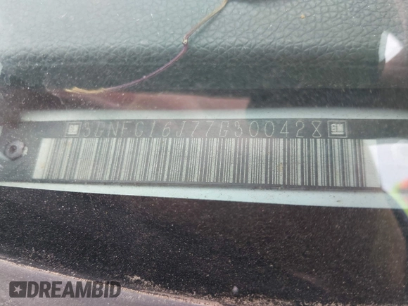 2007 Chevrolet Suburban LTZ z VIN 3GNFC16J77G300428, wystawiony jako IAAI lot #42279084 z przebiegiem Nie podano mil oraz . Historia ofert i sprzedaży dostępna na DreamBid. Obrazek 9.