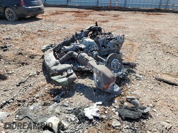 2023 Chevrolet Corvette 2LT z VIN 1G1YB2D41P5133569, wystawiony jako Copart lot #49637845 z przebiegiem Nie podano mil oraz Nie do naprawy • Non repairable. Historia ofert i sprzedaży dostępna na DreamBid. Obrazek 3.