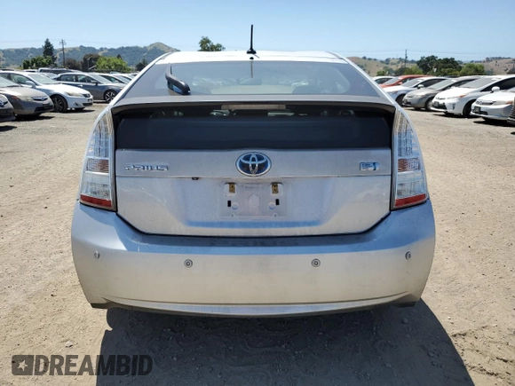 2010 Toyota Prius II with VIN JTDKN3DU4A5014500, listed as a Copart auction lot 56065035 with 299,679 mi miles and Salvage Title. Bid and sale history available at DreamBid. Image 6.