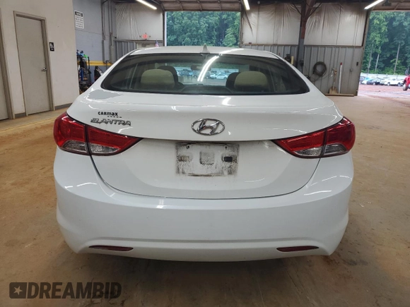 2013 Hyundai Elantra GLS z VIN 5NPDH4AE0DH407773, wystawiony jako Copart lot #58018805 z przebiegiem 149 353 mil mil oraz Szkoda całkowita • Salvage title. Historia ofert i sprzedaży dostępna na DreamBid. Obrazek 6.
