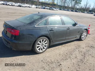 2013 Audi A6 Prestige z VIN WAUHGAFC6DN061185, wystawiony jako IAAI lot #42041086 z przebiegiem Nie podano mil oraz . Historia ofert i sprzedaży dostępna na DreamBid. Obrazek 4.