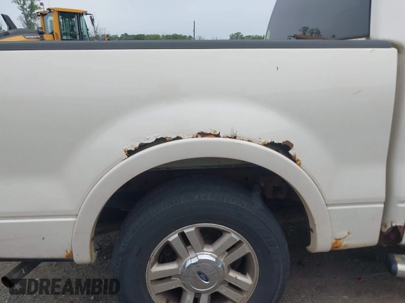 2008 Ford F-150 XLT with VIN 1FTPW14548FC05886, listed as a IAAI auction lot 42342447 with 173,079 mi miles and . Bid and sale history available at DreamBid. Image 17.