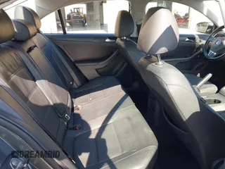 2011 Volkswagen Jetta SE с VIN 3VWDZ7AJ9BM395509, выставлен на аукционе IAAI как лот 41856879 с пробегом 126 169 миль миль и . История ставок и продаж доступна на DreamBid. Изображение 8.