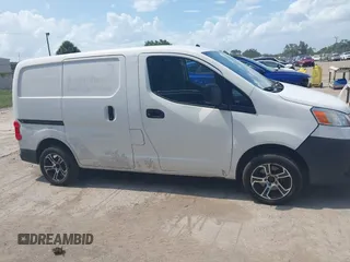 2016 Nissan NV200 S z VIN 3N6CM0KNXGK691709, wystawiony jako IAAI lot #42510734 z przebiegiem 113 831 mil mil oraz . Historia ofert i sprzedaży dostępna na DreamBid. Obrazek 13.