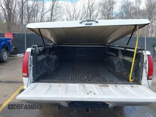 1996 Chevrolet Silverado 1500 with VIN 1GCEC14M5TZ100322, listed as a IAAI auction lot 41785244 with 181,476 mi miles and . Bid and sale history available at DreamBid. Image 8.