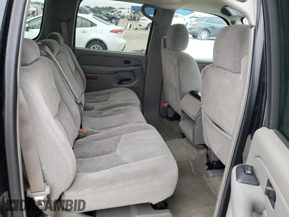 2005 Chevrolet Suburban LT z VIN 3GNEC16Z75G210811, wystawiony jako Copart lot #46421295 z przebiegiem 136 879 mil mil oraz Szkody całkowita. Historia ofert i sprzedaży dostępna na DreamBid. Obrazek 12.