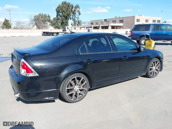 2007 Ford Fusion SE with VIN 3FAHP07Z97R164673, listed as a IAAI auction lot 41837270 with 190,453 mi miles. Bid and sale history available at carsss.com. Image 4.
