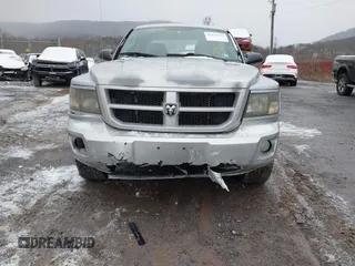 2011 Ram Dakota Bighorn/Lonestar with VIN 1D7RW3GK4BS662921, listed as a IAAI auction lot 41231333 with 190,634 mi miles. Bid and sale history available at carsss.com. Image 6.