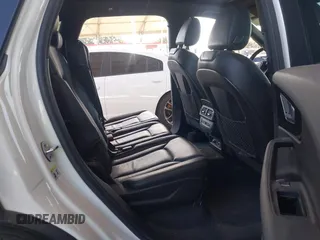 2019 Audi Q7 Premium z VIN WA1AAAF70KD037387, wystawiony jako IAAI lot #41966996 z przebiegiem 93 245 mil mil oraz . Historia ofert i sprzedaży dostępna na DreamBid. Obrazek 8.