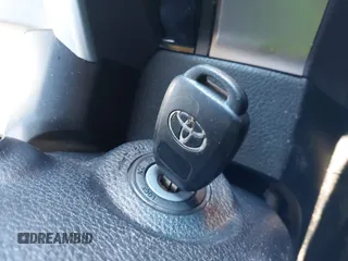 2018 Toyota Tacoma SR with VIN 3TMCZ5AN3JM138480, listed as a IAAI auction lot 41080910 with 99,225 mi miles. Bid and sale history available at carsss.com. Image 11.