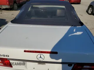 1999 Mercedes-Benz SL-Class with VIN WDBFA68F3XF183399, listed as a Copart auction lot 76908024 with 136,337 mi miles and Salvage Title. Bid and sale history available at carsss.com. Image 10.