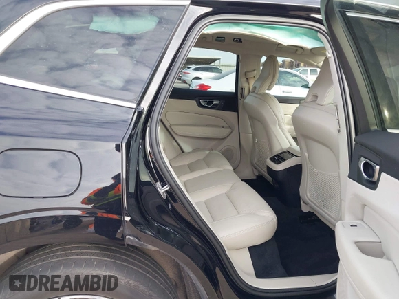 2022 Volvo XC60 Inscription с VIN YV4062RLXN1083510, выставлен на аукционе IAAI как лот 41739629 с пробегом 34 627 миль миль и . История ставок и продаж доступна на DreamBid. Изображение 8.