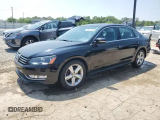 2015 Volkswagen Passat Limited Edition Edition with VIN 1VWAT7A38FC100266, listed as a Copart auction lot 58914985 with 82,859 mi miles and Salvage title. Bid and sale history available at DreamBid. Image 1.