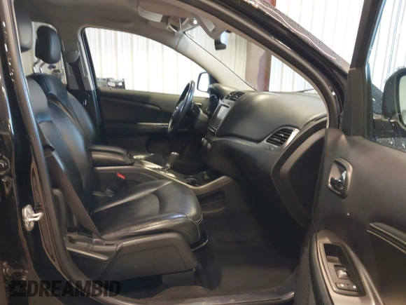 2016 Dodge Journey Crossroad Plus z VIN 3C4PDCGB6GT107739, wystawiony jako IAAI lot #41973252 z przebiegiem 142 713 mil mil oraz . Historia ofert i sprzedaży dostępna na DreamBid. Obrazek 5.