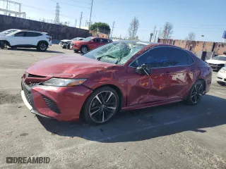 2018 Toyota Camry XSE with VIN 4T1B61HK3JU563990, listed as a Copart auction lot 47835385 with 71,494 mi miles and Salvage Title. Bid and sale history available at carsss.com. Image 1.