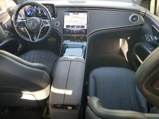 2022 Mercedes-Benz EQS 450+ z VIN W1KCG2DB6NA001130, wystawiony jako Copart lot #88328645 z przebiegiem 39 397 mil mil oraz Szkody całkowita. Historia ofert i sprzedaży dostępna na DreamBid. Obrazek 8.