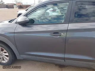 2016 Hyundai Tucson SE with VIN KM8J3CA43GU090127, listed as a IAAI auction lot 41488094 with 122,676 mi miles. Bid and sale history available at carsss.com. Image 6.