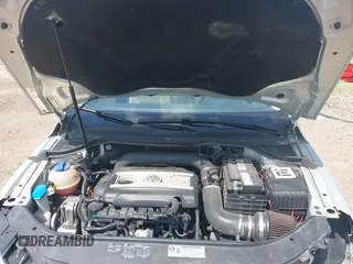 2010 Volkswagen CC Luxury с VIN WVWHL7ANXAE520241, выставлен на аукционе IAAI как лот 42469715 с пробегом 83 614 миль миль и . История ставок и продаж доступна на DreamBid. Изображение 10.