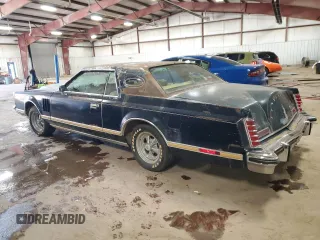 1977 Lincoln Continental with VIN 7Y89A929060, listed as a Copart auction lot 44618245 with 93,147 mi miles and Clean Title. Bid and sale history available at DreamBid. Image 2.