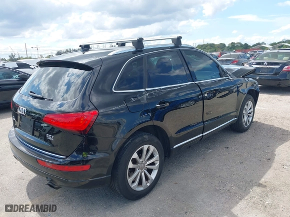 2015 Audi Q5 Premium with VIN WA1CFAFP7FA130120, listed as a IAAI auction lot 41688796 with 74,518 mi miles. Bid and sale history available at carsss.com. Image 4.