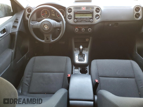 2011 Volkswagen Tiguan SE with VIN WVGBV7AX3BW520381, listed as a Copart auction lot 52288555 with 170,460 mi miles and Salvage Title. Bid and sale history available at DreamBid. Image 8.