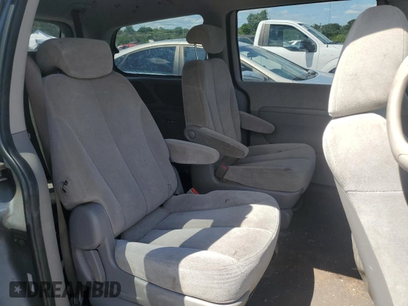 2008 Kia Sedona LX with VIN KNDMB233886230455, listed as a Copart auction lot 61481844 with 222,538 mi miles and Non Repairable. Bid and sale history available at carsss.com. Image 11.