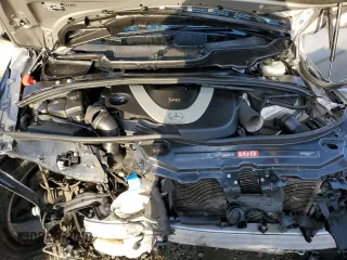 2008 Mercedes-Benz R-Class 3.5L with VIN 4JGCB65E98A075988, listed as a Copart auction lot 48718745 with 102,304 mi miles and Salvage Title. Bid and sale history available at carsss.com. Image 13.