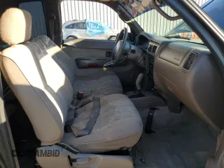 1999 Toyota Tacoma PreRunner with VIN 4TASM92N4XZ455249, listed as a Copart auction lot 81977544 with 210,477 mi miles and Non repairable. Bid and sale history available at DreamBid. Image 7.