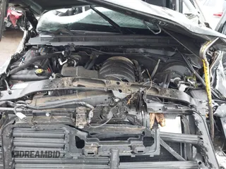 2018 Chevrolet Silverado 1500 LT with VIN 3GCUKREC7JG497399, listed as a IAAI auction lot 41497685 with 179,811 mi miles. Bid and sale history available at carsss.com. Image 10.
