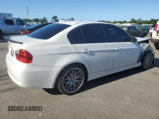 2008 BMW 3 Series 328xi with VIN WBAVC73558KP37642, listed as a Copart auction lot 61891395 with 113,254 mi miles and Salvage title. Bid and sale history available at DreamBid. Image 3.